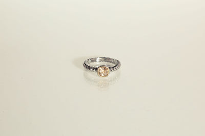 Solitaire Rope Ring - Topaz